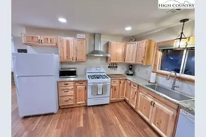 2141 Mt Jefferson Road, West Jefferson, NC 28694 - Photo 37