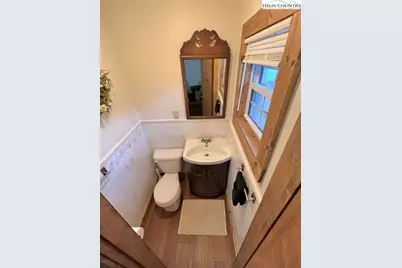 2141 Mt Jefferson Road, West Jefferson, NC 28694 - Photo 39