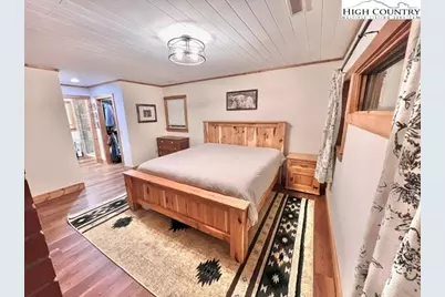 2141 Mt Jefferson Road, West Jefferson, NC 28694 - Photo 21