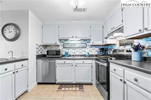 303 Sugar Top Dr, Sugar Mountain, NC 28604 - Photo 9