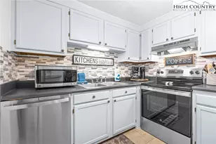 303 Sugar Top Dr, Sugar Mountain, NC 28604 - Photo 11