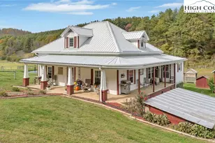 886 Blevins Hollow Rd, Piney Creek, NC 28663 - Photo 7