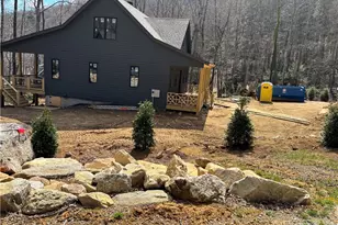 9379 Blackberry Rd, Lenoir, NC 28645 - Photo 5