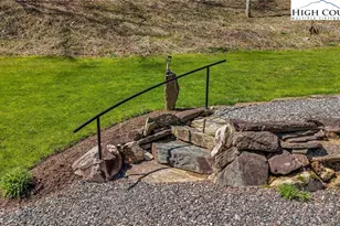 1976 Hartzog Ford Rd, West Jefferson, NC 28694 - Photo 9