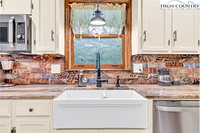 2351 US Highway 221, Jefferson, NC 28640 - Photo 19