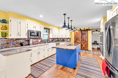 2351 US Highway 221, Jefferson, NC 28640 - Photo 17