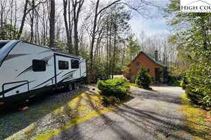 683 Joe Hartley Rd, Linville, NC 28646 - Photo 5