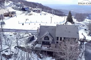 105 Skiloft Rd, Beech Mountain, NC 28604 - Photo 1