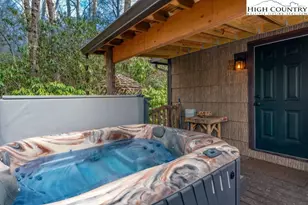 25 Red Oak Ln, Newland, NC 28657 - Photo 13