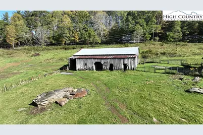 668 Woodstown Road, Fleetwood, NC 28626 - Photo 27