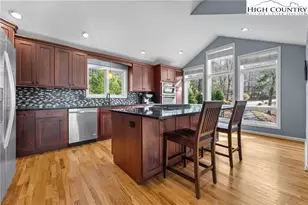 255 Sorrento Park Dr, Blowing Rock, NC 28605 - Photo 11