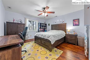 255 Sorrento Park Dr, Blowing Rock, NC 28605 - Photo 33