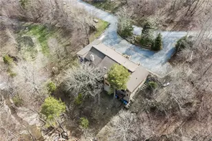 106 W Pond Creek Rd, Beech Mountain, NC 28604 - Photo 31