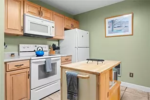 106 W Pond Creek Rd, Beech Mountain, NC 28604 - Photo 11
