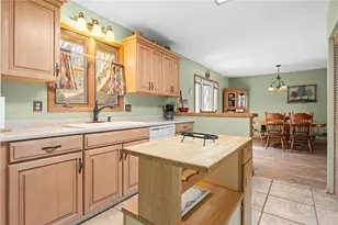 106 W Pond Creek Rd, Beech Mountain, NC 28604 - Photo 11