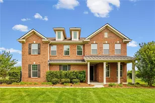 213 Candella Dr, Matthews, NC 28104 - Photo 1