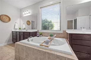 213 Candella Dr, Matthews, NC 28104 - Photo 25