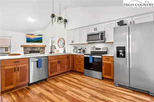 429 Townhomes Pl, Boone, NC 28607 - Photo 7