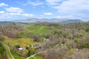 574 Cherry Ave, West Jefferson, NC 28694 - Photo 25