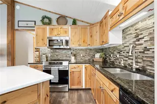 574 Cherry Ave, West Jefferson, NC 28694 - Photo 11