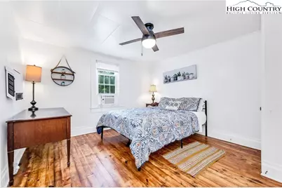 609 W Main Street, Jefferson, NC 28640 - Photo 29