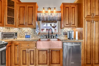 7994 Three Top Road, Todd, NC 28684 - Photo 11