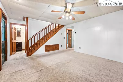 277 Country Lane, Newland, NC 28657 - Photo 13