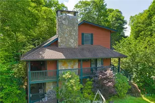277 Country Ln, Newland, NC 28657 - Photo 1