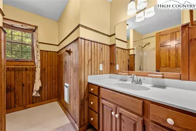277 Country Lane, Newland, NC 28657 - Photo 11
