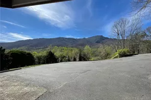 184 Dutch Treat Rd, Banner Elk, NC 28604 - Photo 15