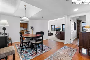 303 Sugar Top Dr, Sugar Mountain, NC 28604 - Photo 3