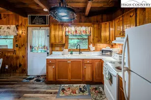 304 McGuire Rd, Sugar Grove, NC 28679 - Photo 9
