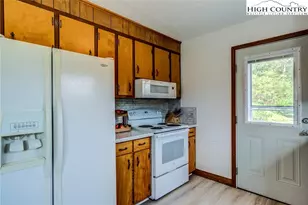 15872 Nc Hwy 18 S, Laurel Springs, NC 28644 - Photo 21