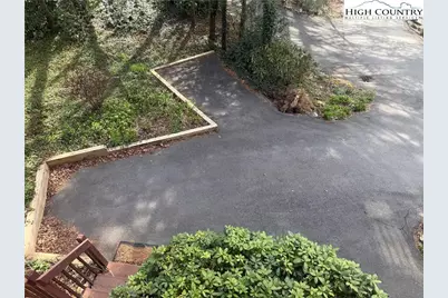 174 Spruce Pine Road, Newland, NC 28657 - Photo 7