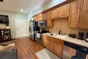 40 Club Villa Dr, Roaring Gap, NC 28668 - Photo 9