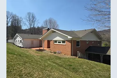 119 Forest Hill Dr, West Jefferson, NC 28694 - Photo 5