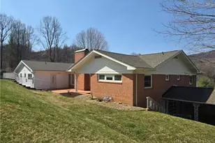 119 Forest Hill Dr, West Jefferson, NC 28694 - Photo 5