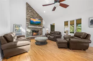 187 Pine Village, Blowing Rock, NC 28605 - Photo 5