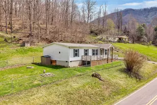 2576 Ed Little Rd, Creston, NC 28615 - Photo 5