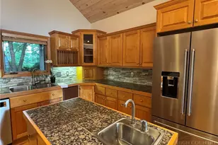 2134 Valle Cay Dr, Vilas, NC 28692 - Photo 13