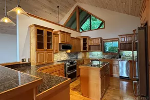 2134 Valle Cay Dr, Vilas, NC 28692 - Photo 11