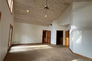 2134 Valle Cay Dr, Vilas, NC 28692 - Photo 23
