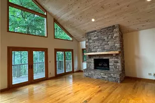 2134 Valle Cay Dr, Vilas, NC 28692 - Photo 9