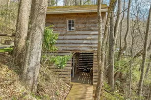 860 W Sugar Tree Rd, Warrensville, NC 28693 - Photo 39