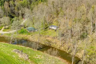 860 W Sugar Tree Rd, Warrensville, NC 28693 - Photo 5