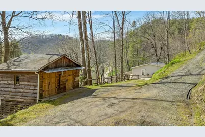 860 W. Sugar Tree Road, Warrensville, NC 28693 - Photo 5