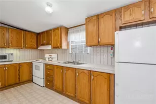 860 W Sugar Tree Rd, Warrensville, NC 28693 - Photo 23