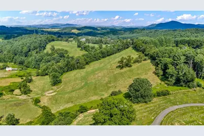 3630 US  Highway 221 N, Jefferson, NC 28640 - Photo 23