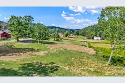 3630 US  Highway 221 N, Jefferson, NC 28640 - Photo 31