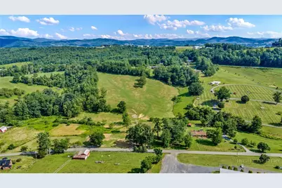 3630 US  Highway 221 N, Jefferson, NC 28640 - Photo 5